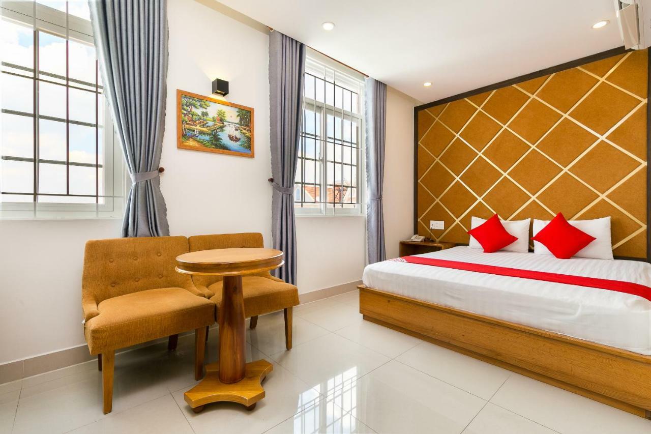 Oyo 231 Thien Cung Hotel Хошимин Экстерьер фото
