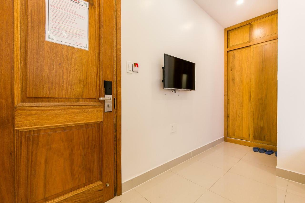 Oyo 231 Thien Cung Hotel Хошимин Экстерьер фото
